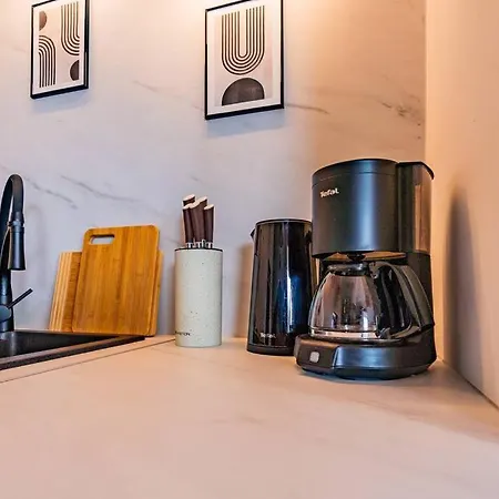 Na Grabiszynskiej شقة *